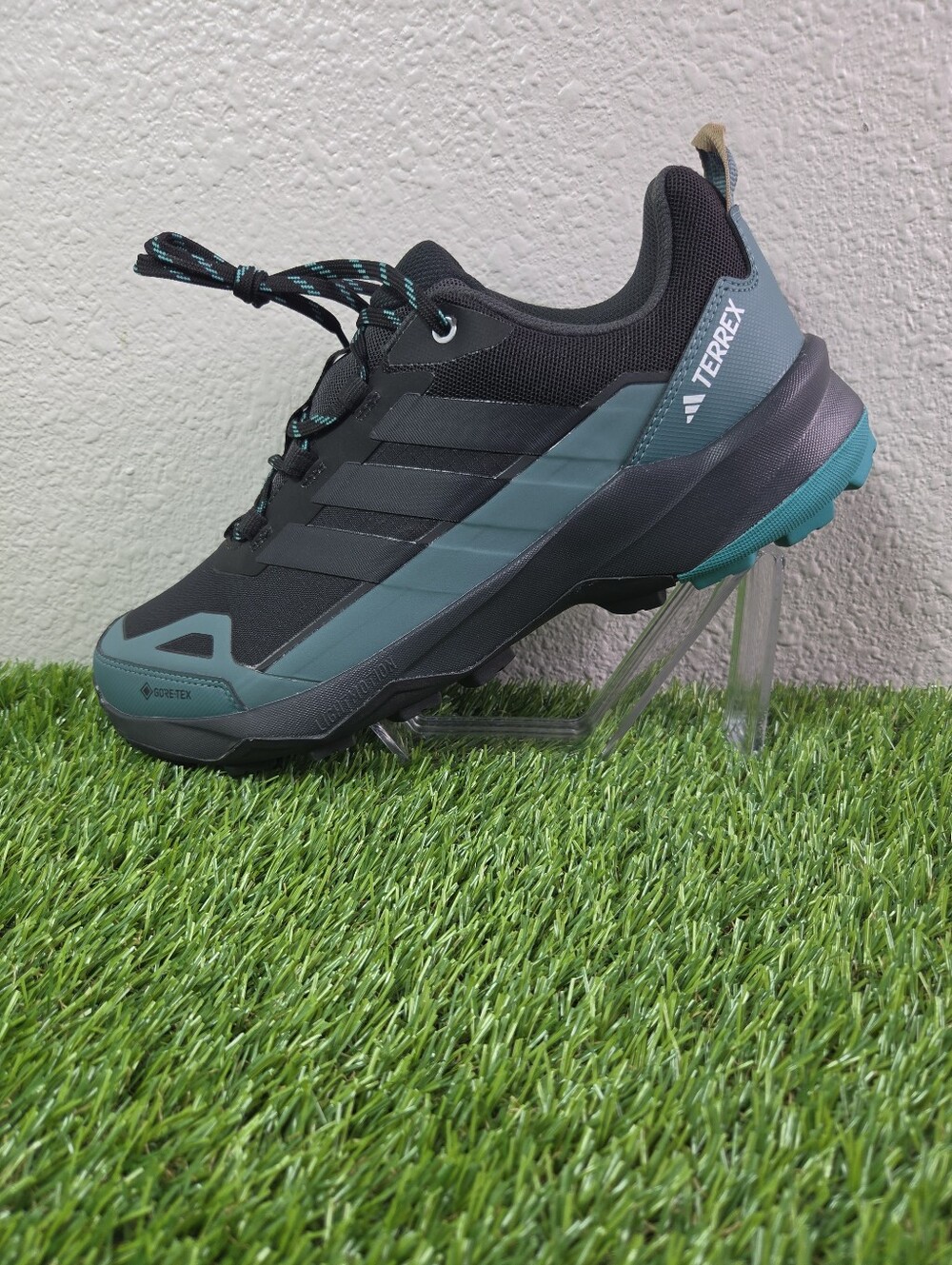 adidas Terrex Skychaser AX5 Black Teal Gore-Tex Hiking Shoe Size 11.5 JQ2209 NEW